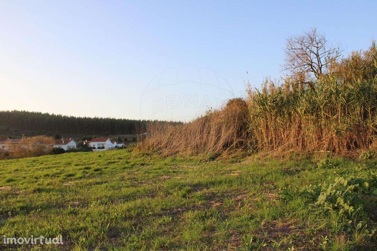 Moradia T2 para venda - Grande imagem: 2/23