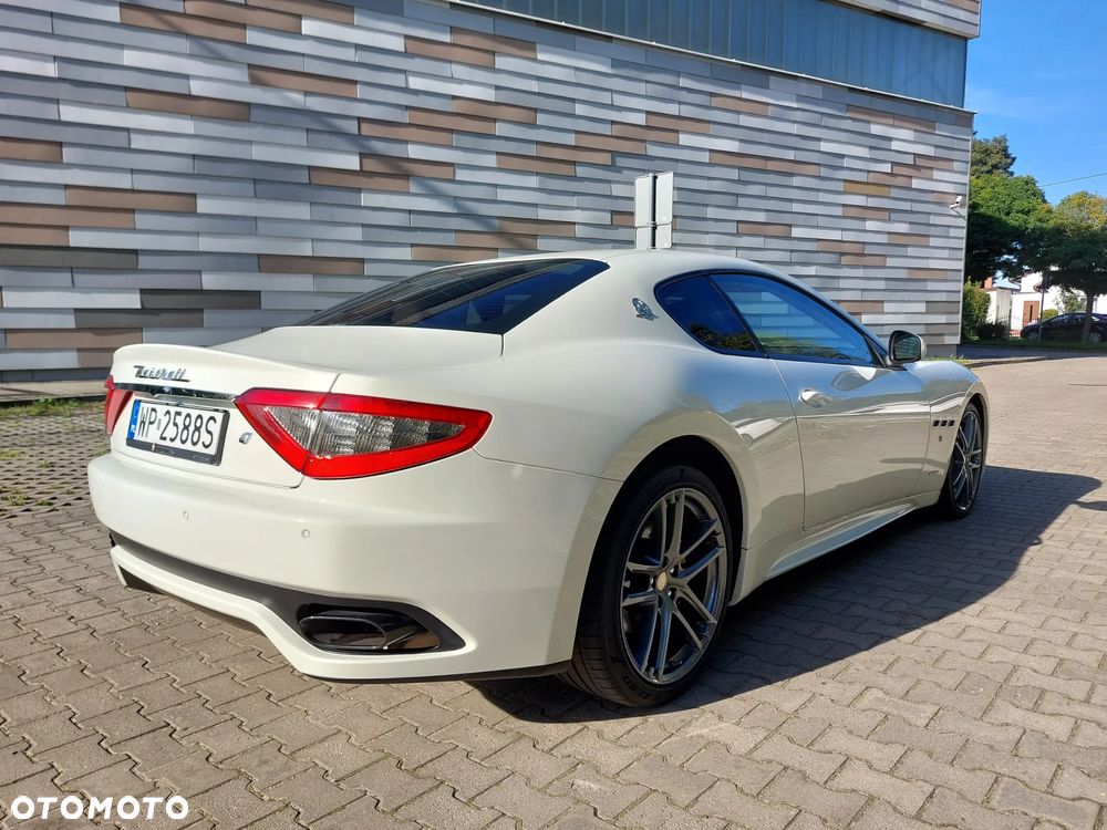 Maserati GranTurismo Sport - 12