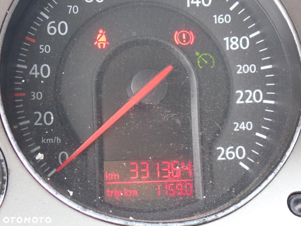 CZĘŚCI - Vw Passat B6 1,9TDI 105KM BXE KOMBI 5B JCX lakier LC8Z  2007r. INDEX - 10046 - 19