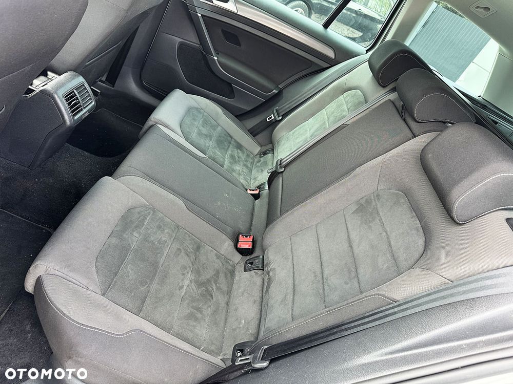 Volkswagen Golf 1.6 TDI SCR Trendline - 31