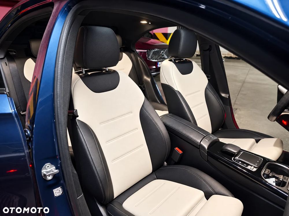 Mercedes-Benz Klasa A 220 4Matic 7G-DCT AMG Line - 9