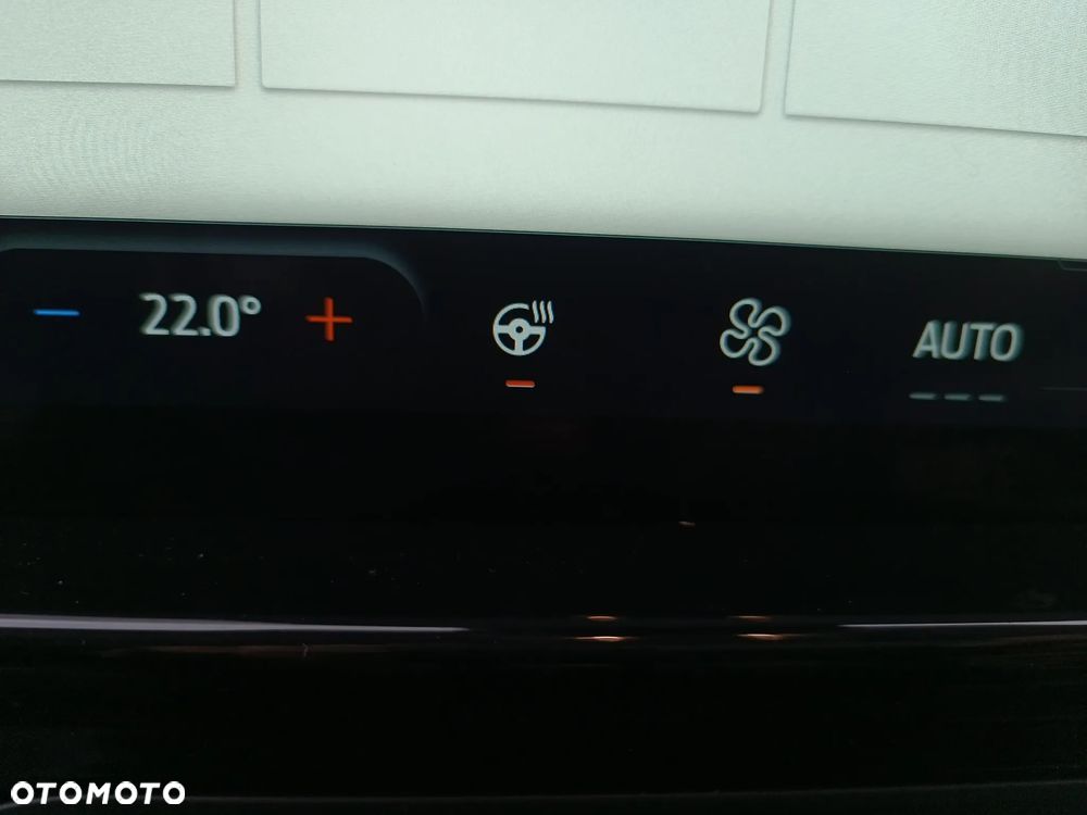 Ford Tourneo Custom 2.5 PHEV CVT 340 L2 Titanium X - 17