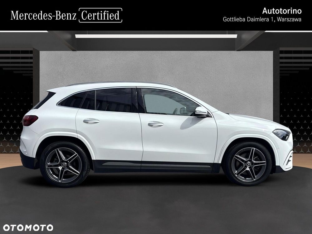 Mercedes-Benz GLA - 7