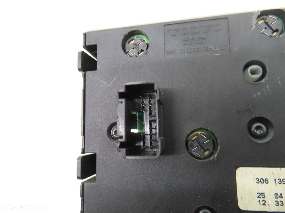WŁĄCZNIK ŚWIATEŁ VOLVO V40 I 30613945 - 2