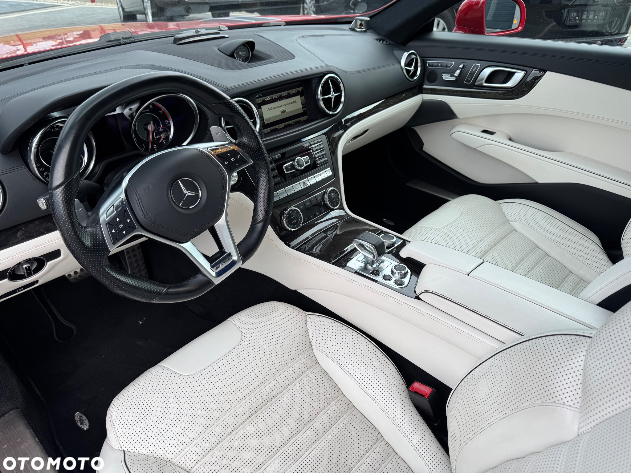 Mercedes-Benz SL 63 AMG - 16