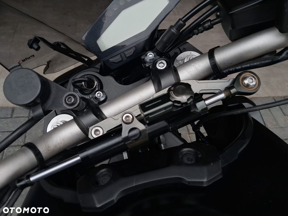 Yamaha MT - 10