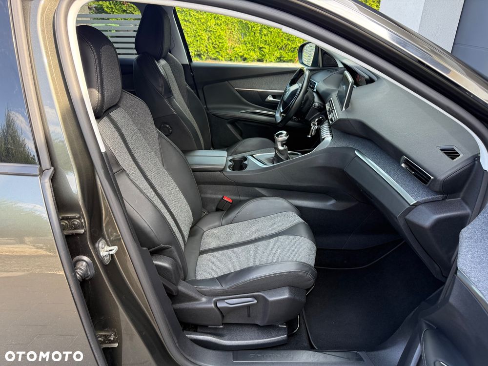 Peugeot 3008 BlueHDi 130 Stop & Start Allure - 18