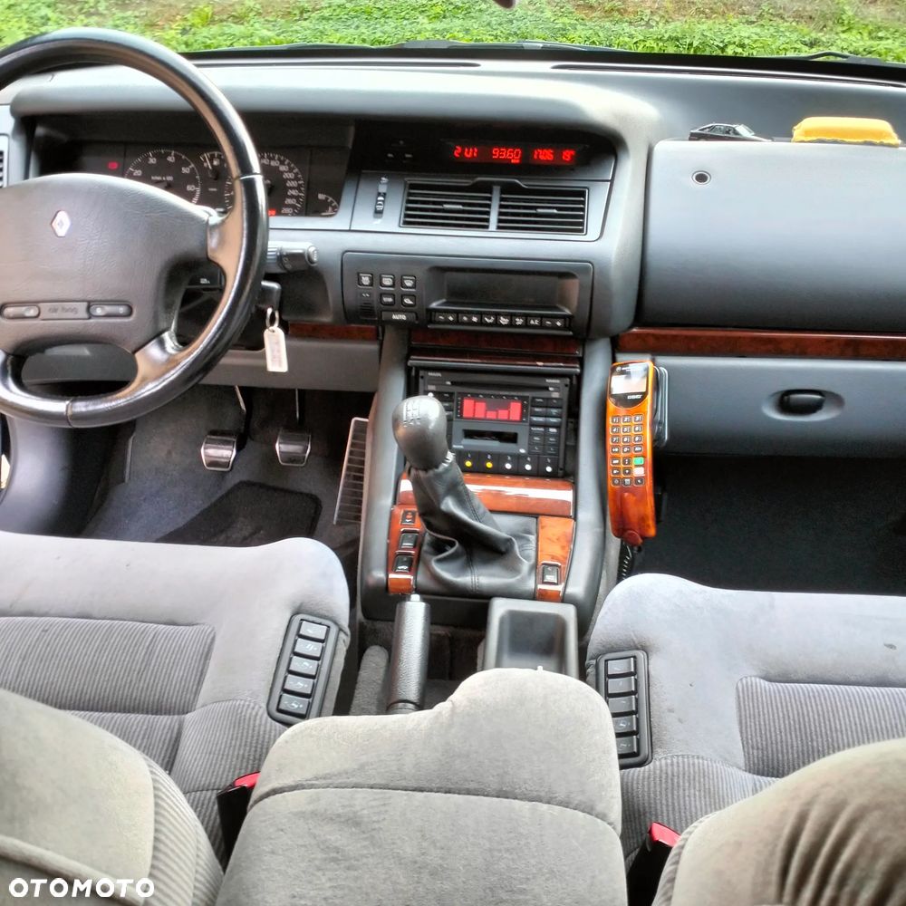 Renault Safrane - 22