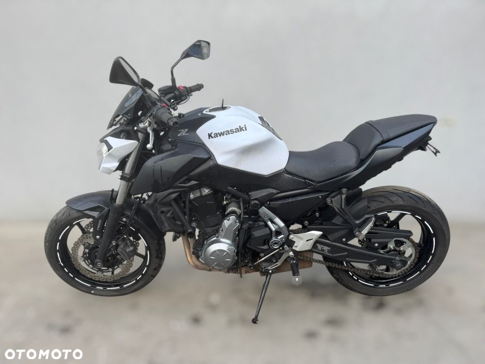 Kawasaki Z 650 - 5