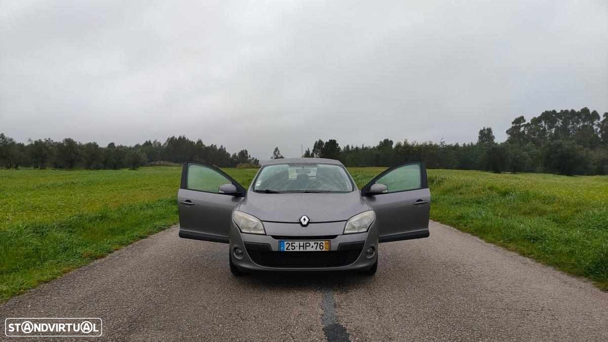 Renault Mégane 1.5 dCi Confort - 1