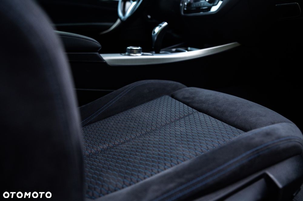 BMW Seria 2 225d M Sport - 21