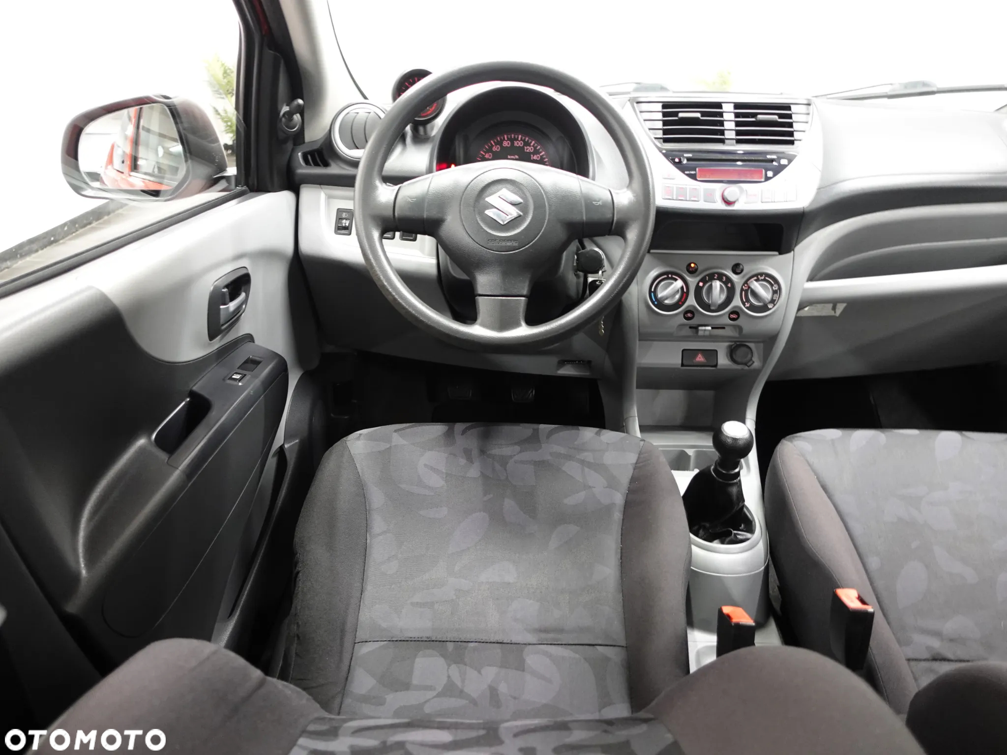 Suzuki Alto 1.0 Club - 31