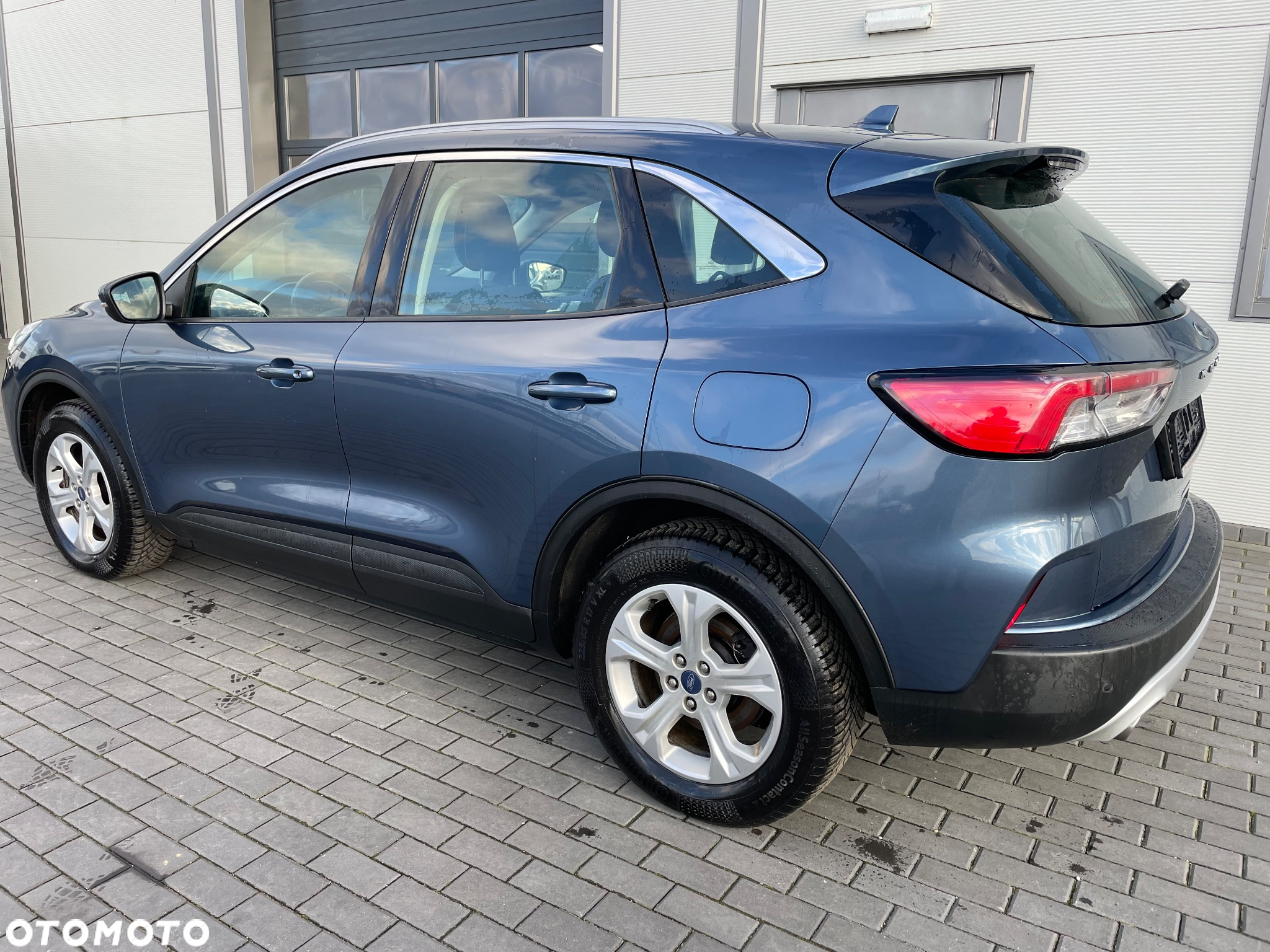 Ford Kuga 2.0 EcoBlue Hybrid COOL&CONNECT - 13