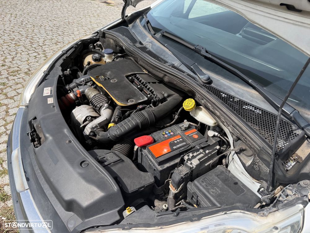 Peugeot 208 1.6 BlueHDi Style - 6