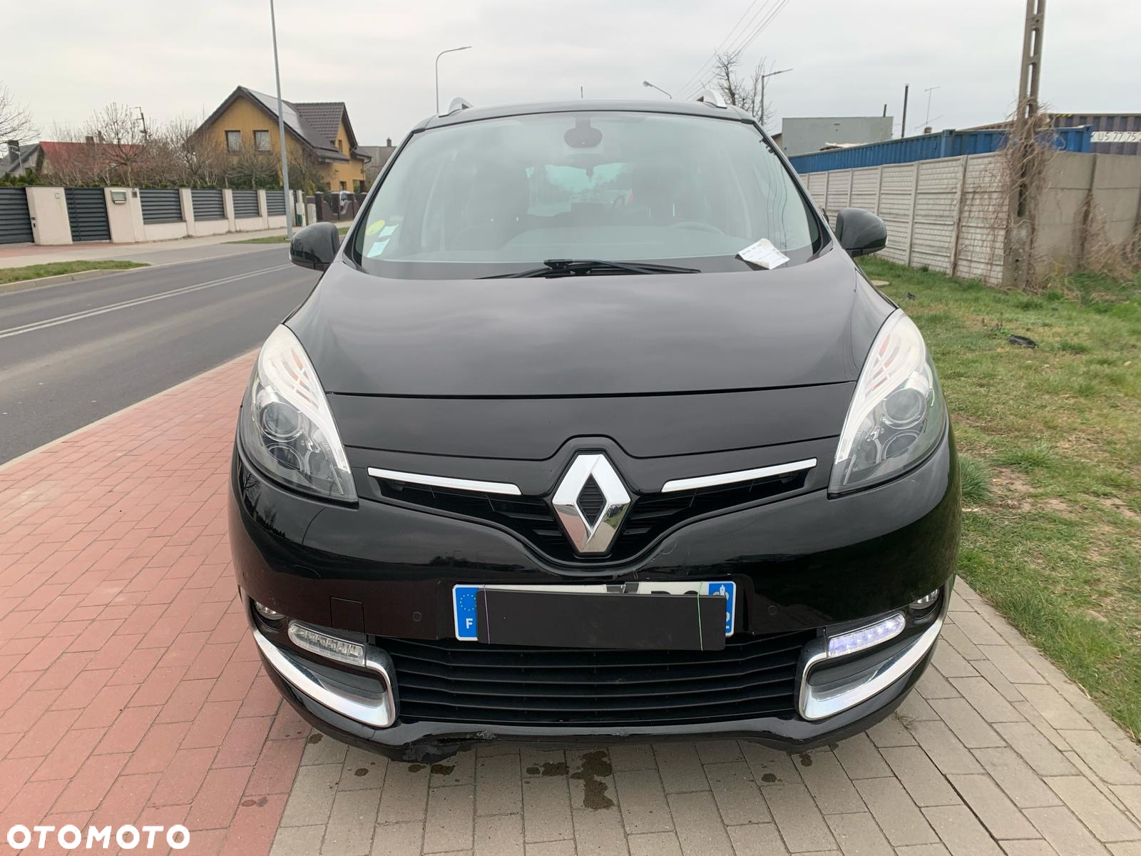 Renault Grand Scenic dCi 130 FAP Start & Stop Bose Edition - 3