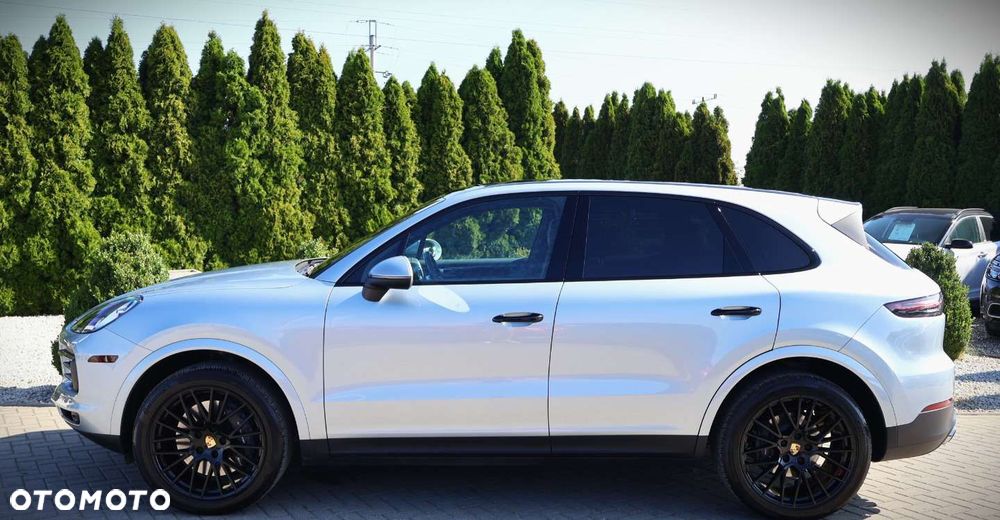 Porsche Cayenne - 5