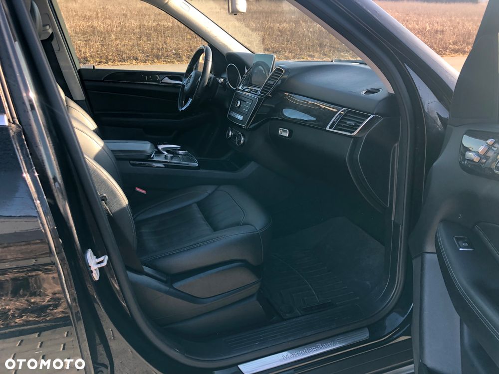 Mercedes-Benz GLE - 17