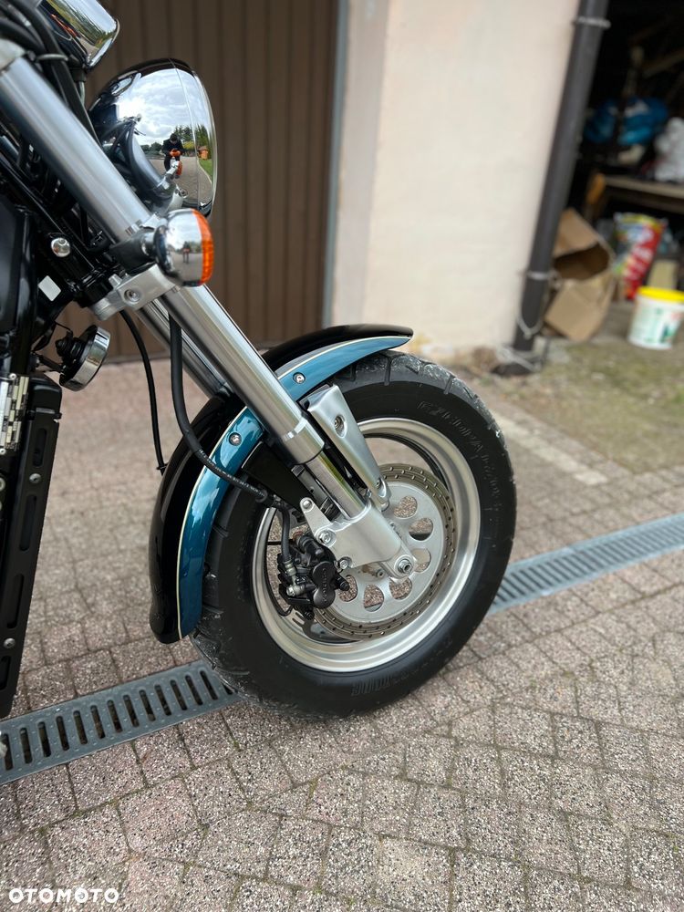 Suzuki VS - 11