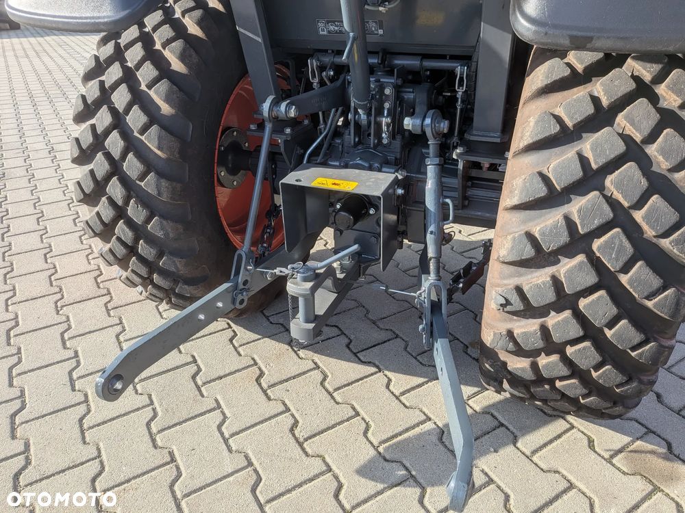 Kubota LX-401 - 14