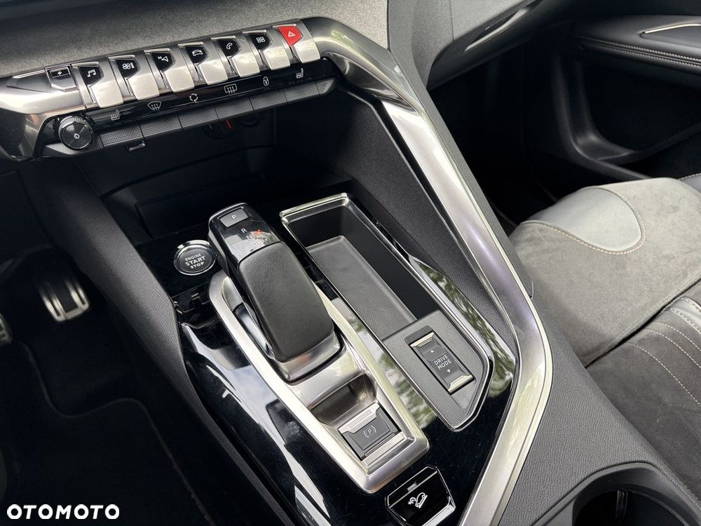 Peugeot 3008 - 18