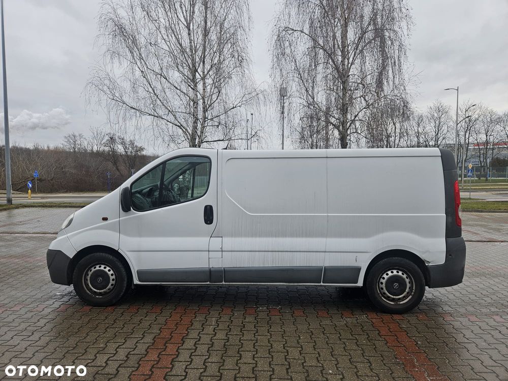Opel Vivaro - 9