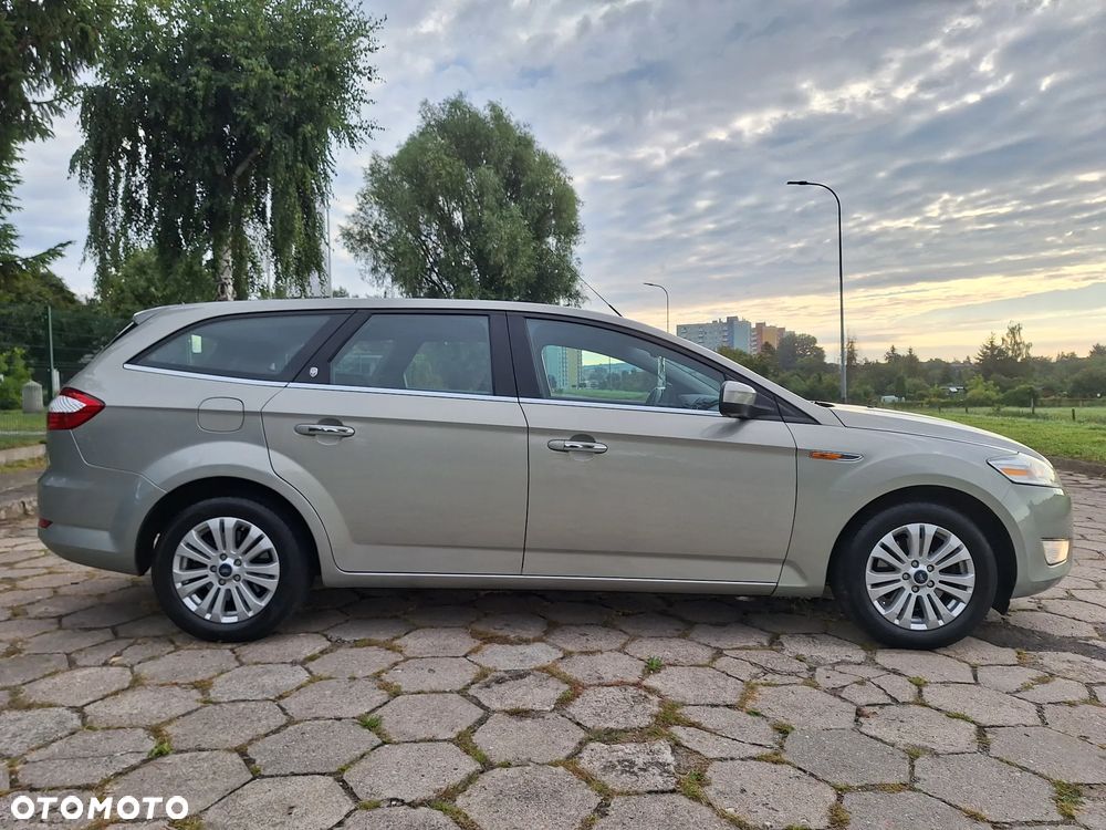 Ford Mondeo 2.0 Ghia Executive - 2