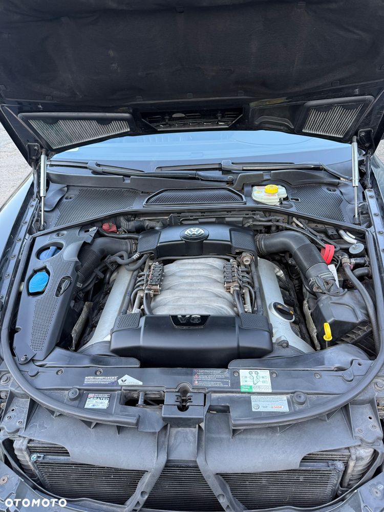 Volkswagen Phaeton 4.2 V8 4Mot (5 os.) - 33