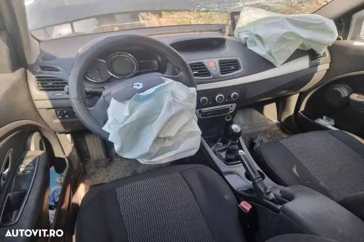 ceasuri bord caseta de directie motoras stergatoare broasca stanga dreapta fata spate Renault Megane 3 facelift  motor 1.5DCI  K9K 836 dezmembrez - 5