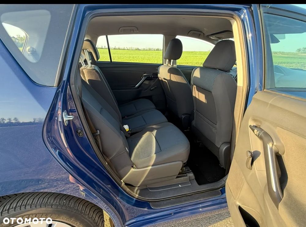 Toyota Verso 1.6 Active 7os EU6 - 14