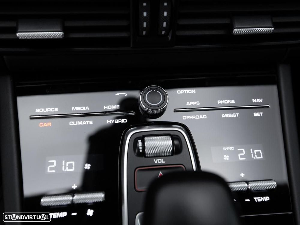 Porsche Cayenne - 27