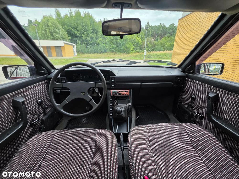 Polonez Caro - 13