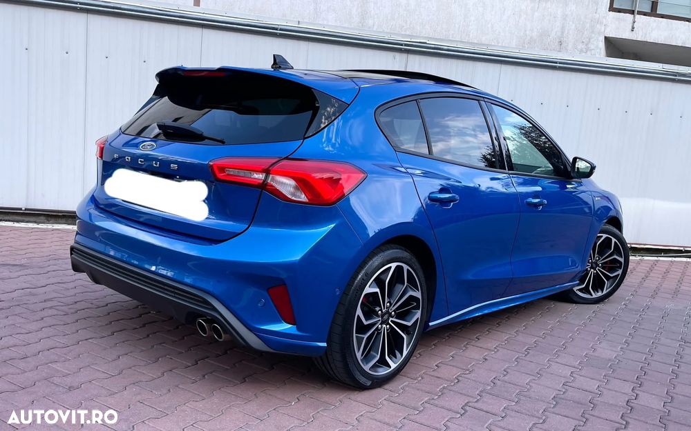 Ford Focus - 9