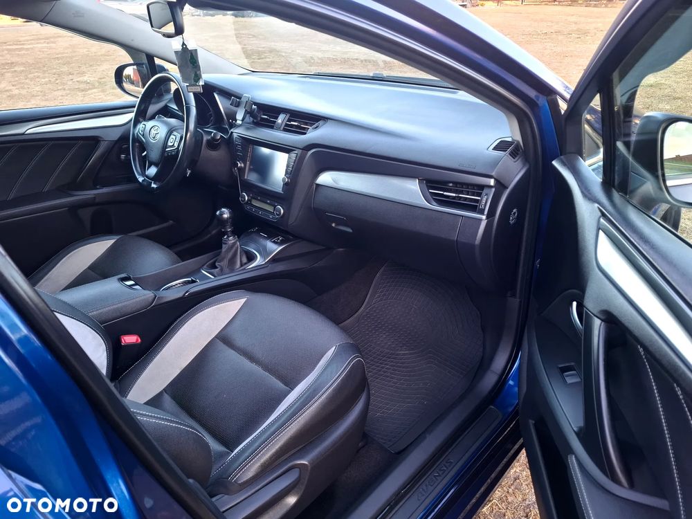 Toyota Avensis 1.8 Premium - 14