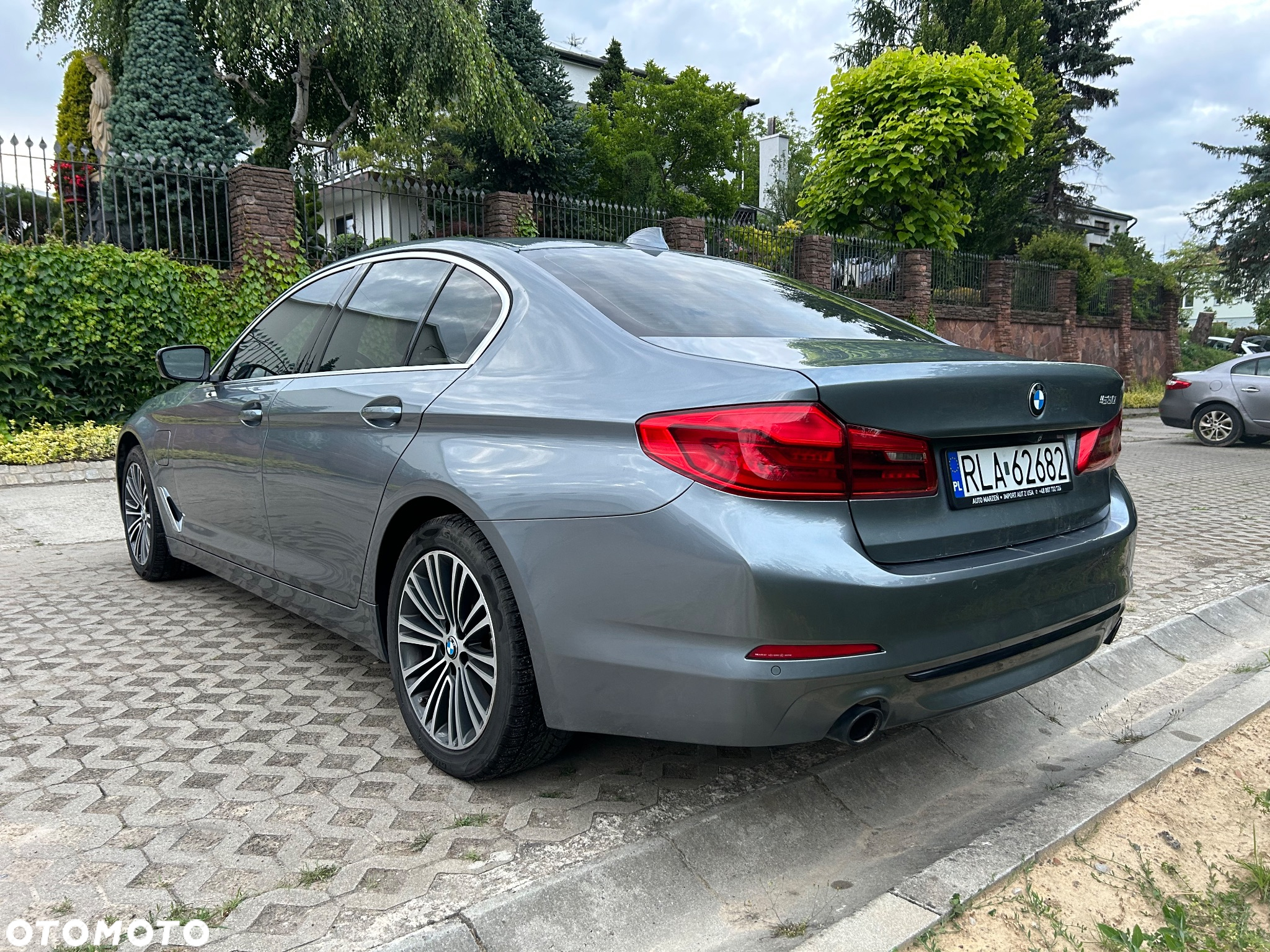 BMW Seria 5 550e xDrive - 8
