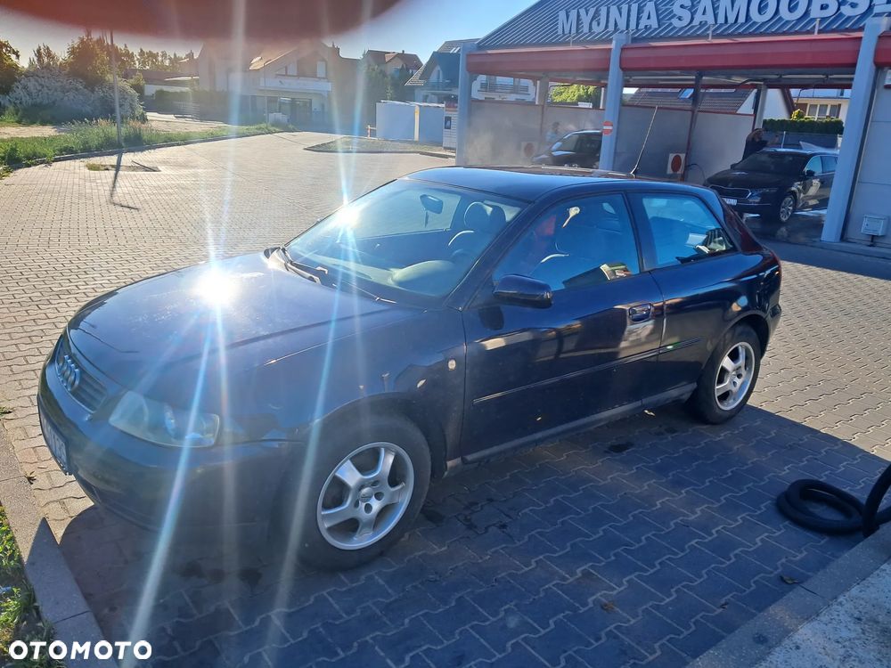Audi A3 3-drzwiowe 1.6 Ambiente - 8