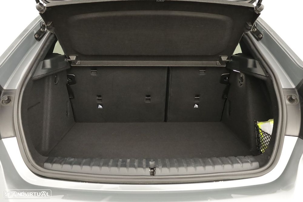 BMW 116 d Pack Desportivo M Auto - 24