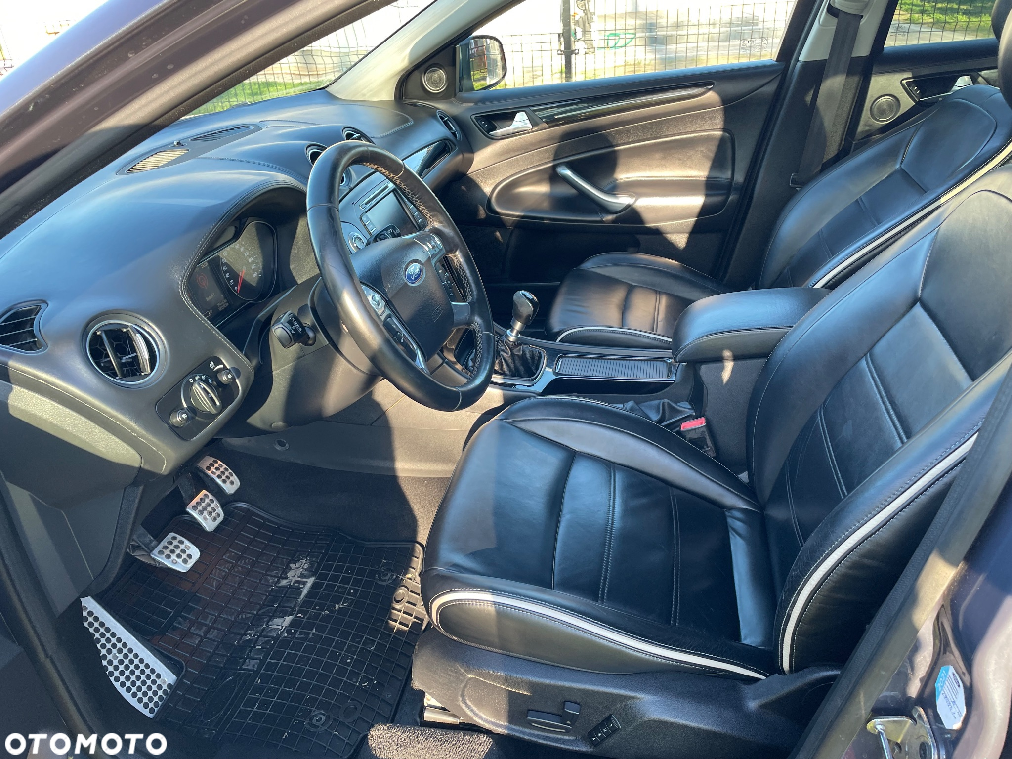 Ford Mondeo 2.0 TDCI Titanium X - 22