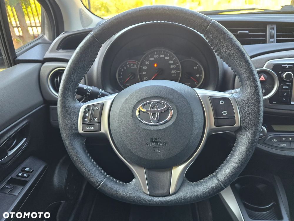 Toyota Yaris 1.0 Premium - 10