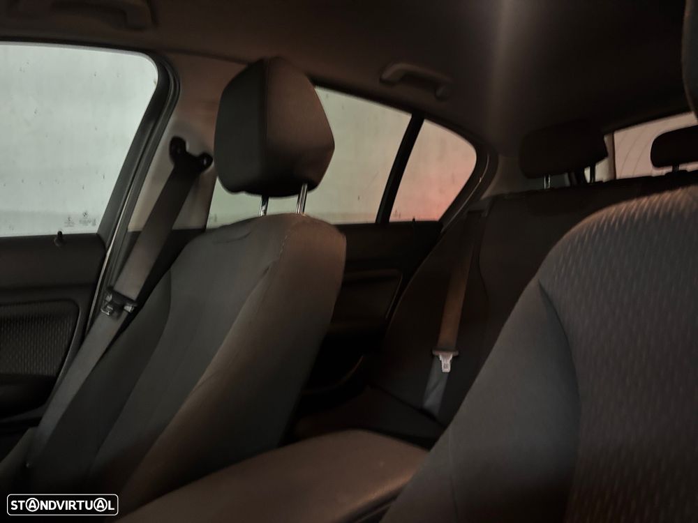 BMW 116 d EDynamics Line Sport - 12