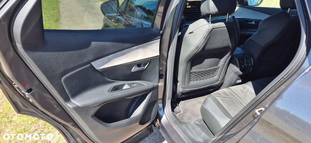 Peugeot 3008 1.6 PureTech GT S&S EAT8 - 18