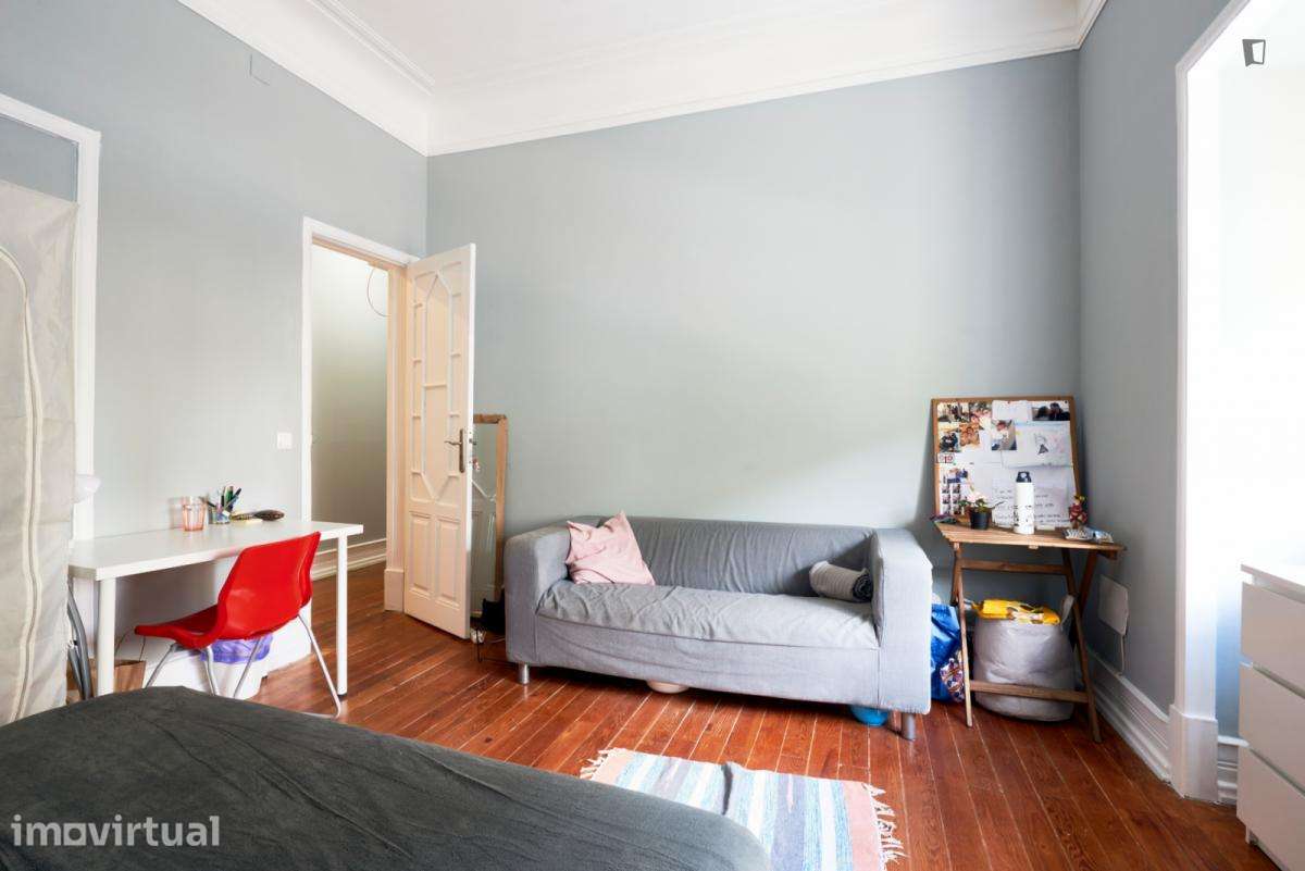 Quarto - localizado em Entrecampos Lisbon - Grande imagem: 4/38