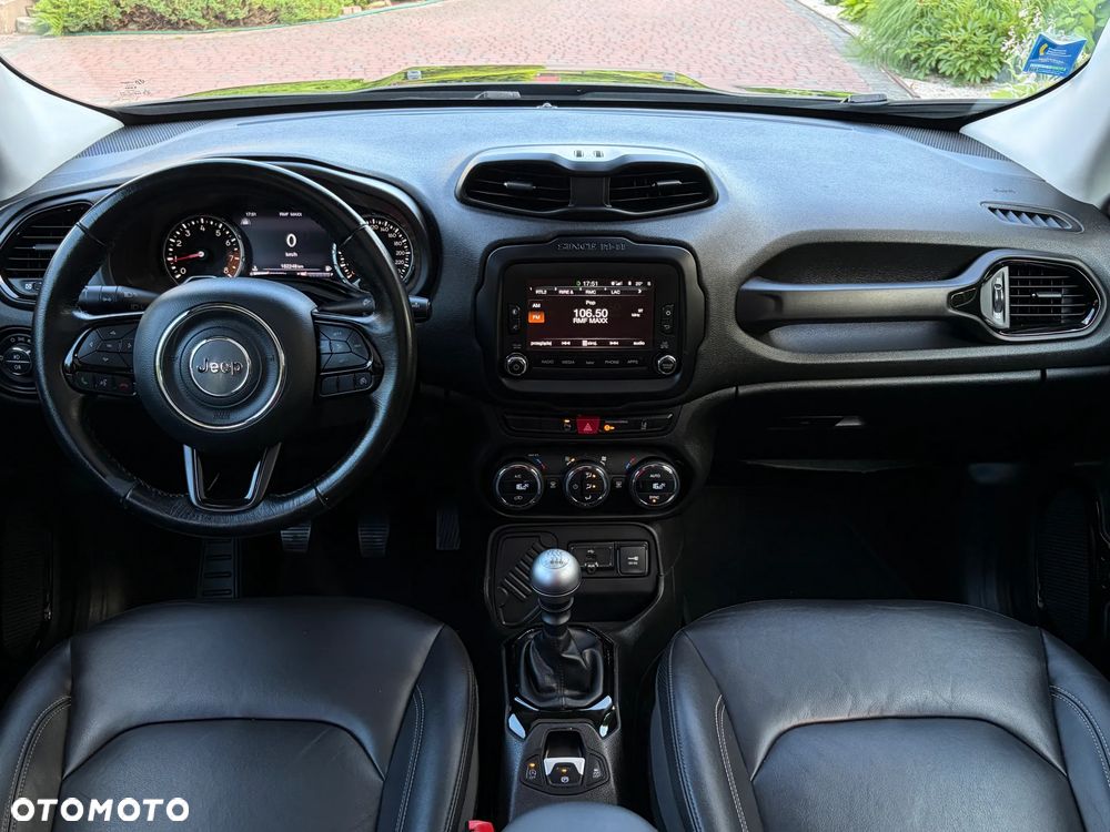 Jeep Renegade 1.4 MultiAir Night Eagle - 28