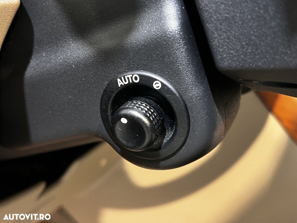 Land Rover Range Rover Sport - 25