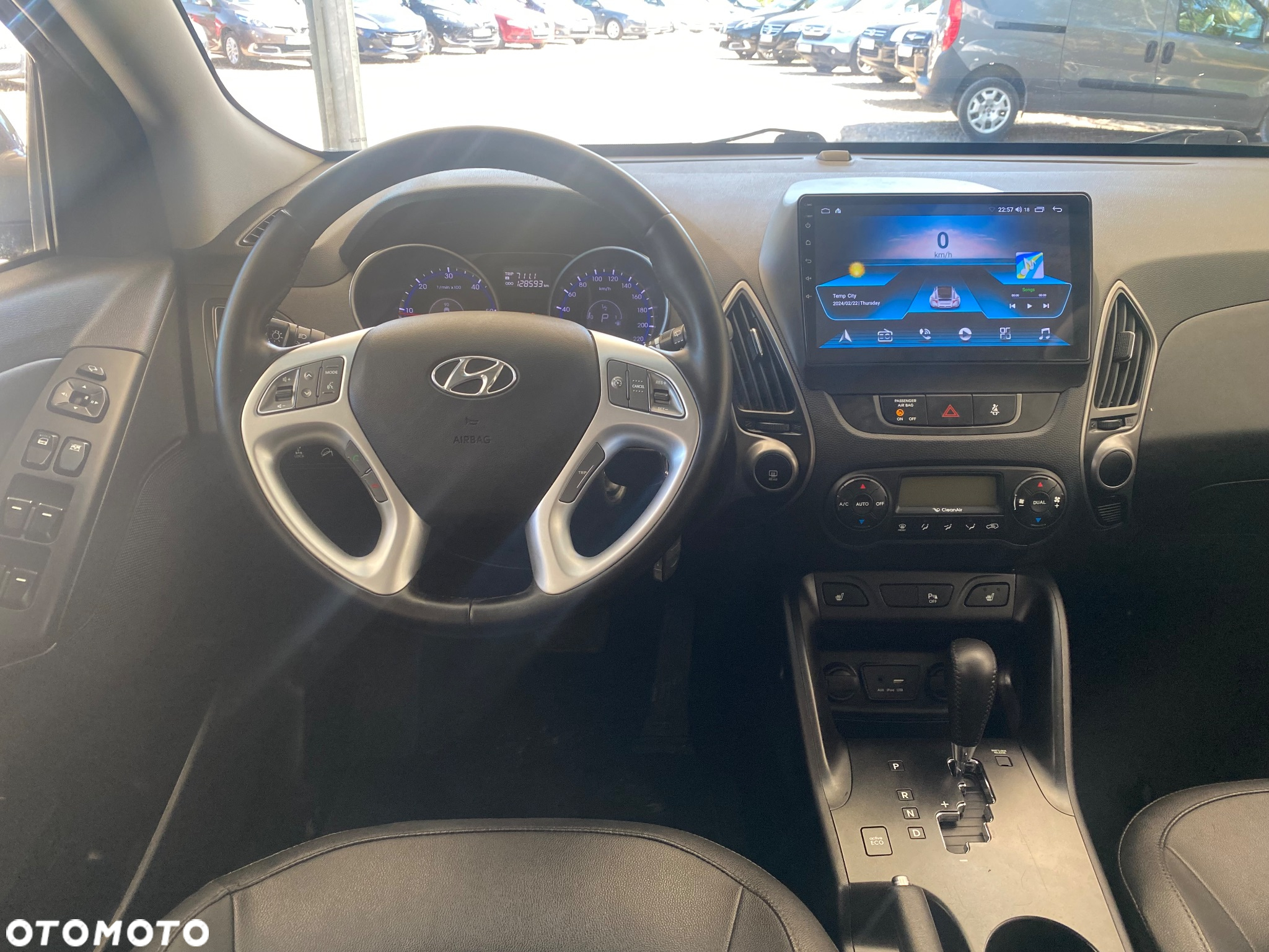 Hyundai ix35 2.0 CRDi 4WD Automatik Fifa World Cup Gold Edition - 21