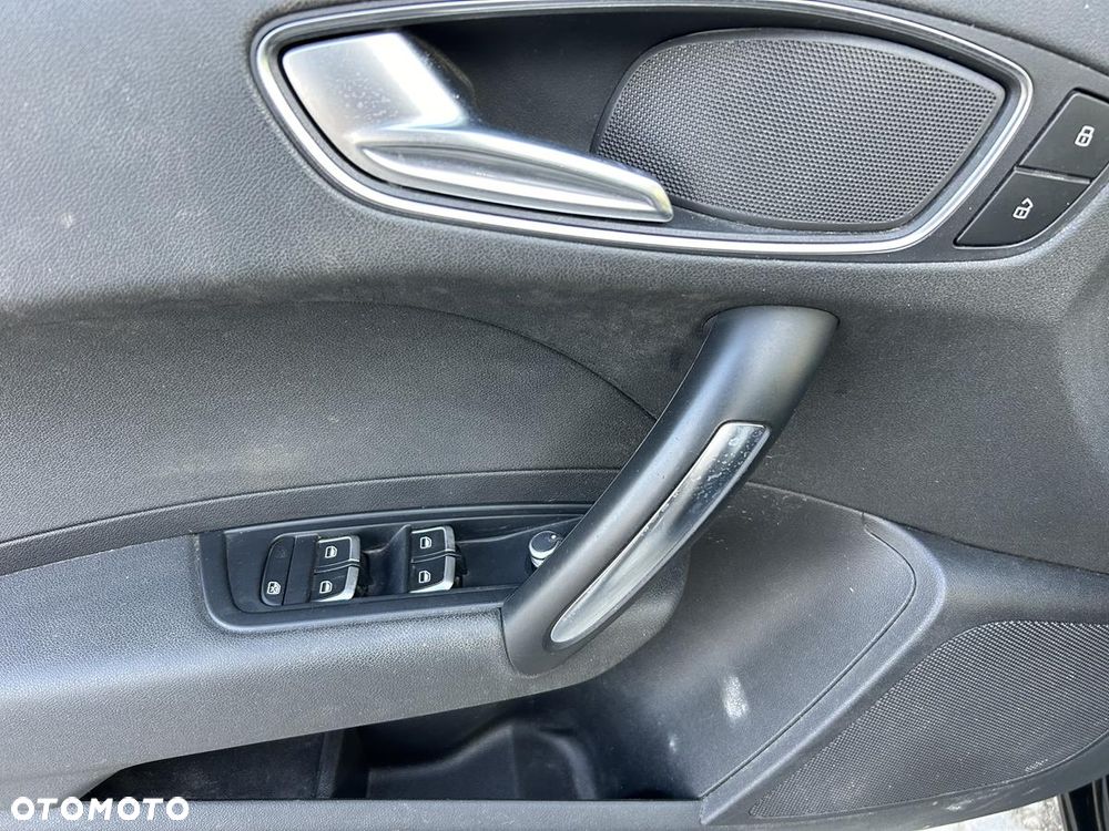 Audi A1 Sportback 1.4 TDI (ultra) sport - 14