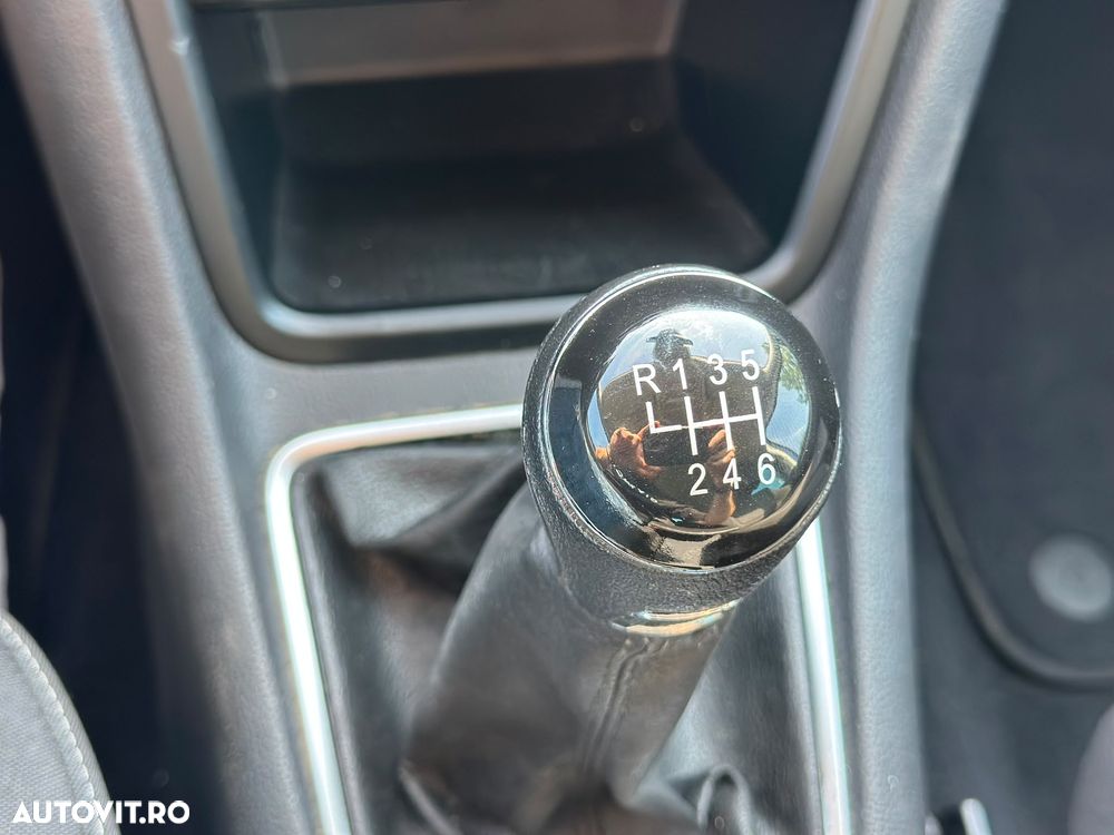 Volkswagen Sharan - 23
