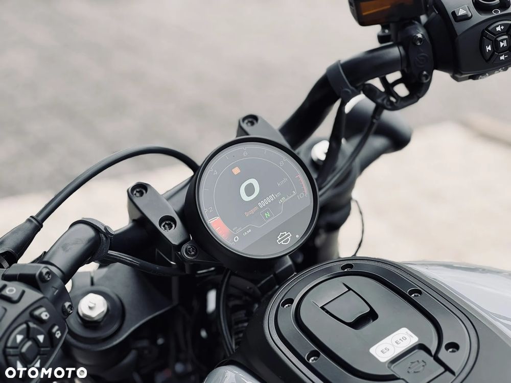 Harley-Davidson Sportster - 11