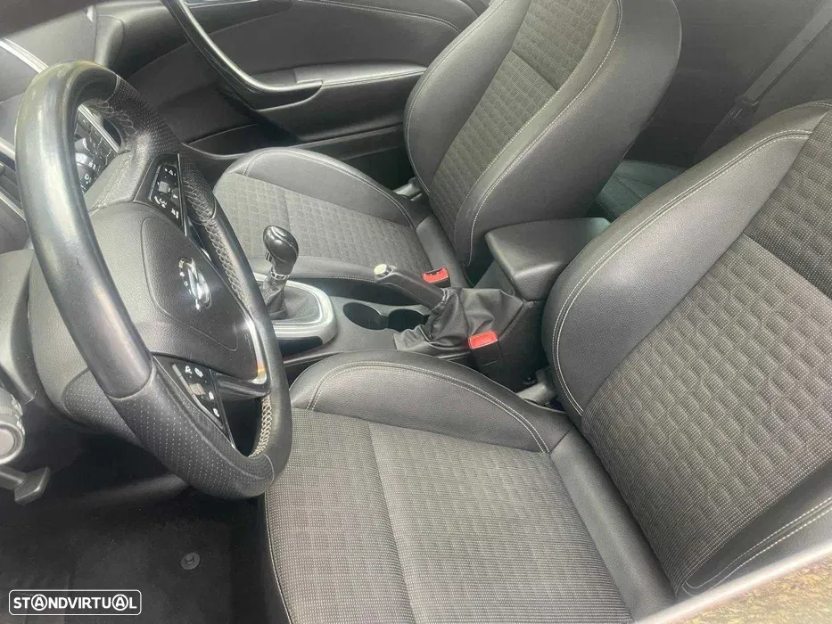 Opel Astra GTC 1.6 D (CDTi) DPF (ecoFLEX) S&S - 9