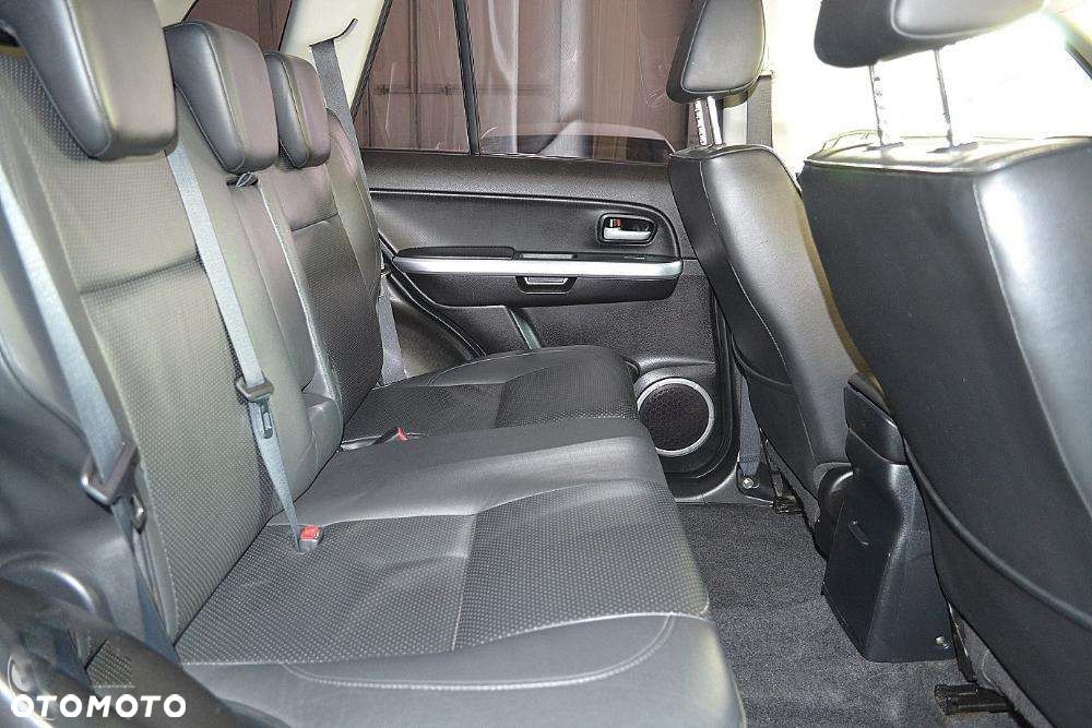 Suzuki Grand Vitara 2.0 De Luxe - 9