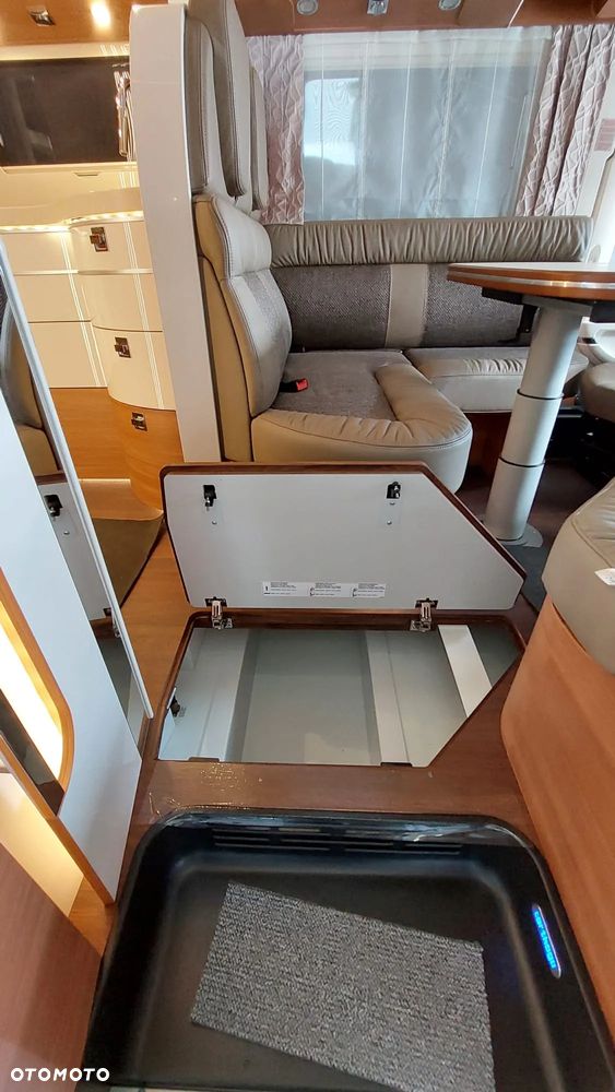 Carthago C-line 4.9 LE L - 34